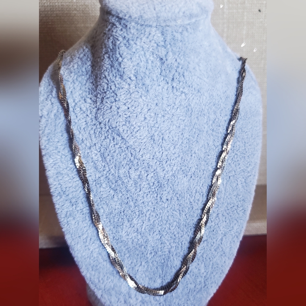 Elegant Italian Silver Braided Necklace.